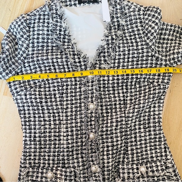 Rickie Freeman Teri Jon BEAUTIFUL TWEED dress with pearl button details - Picture 14 of 16